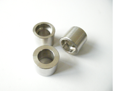 Threaded pipe coupling