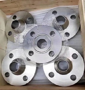 Characteristics of Stainless Steel and Carbon Steel Flanges
